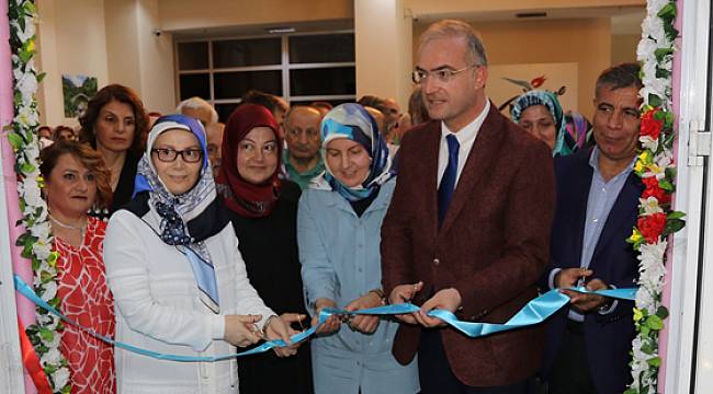 Rize'de Kadın Kültür Mesleki Eğitim Merkezinden Dönem Sonu Sergisi Açıldı
