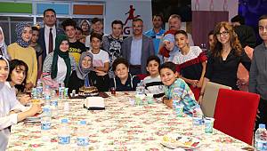 Vali Kemal Çeber Gençlerle Birlikte Vakit Geçirdi, Langırt Oynadı