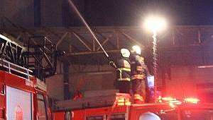 Rize'de Metruk Binada Yangın Çıktı