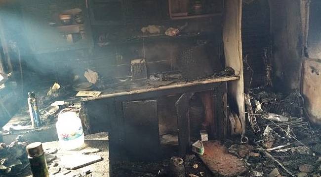 Rize'de Yangın: 2 Ev Kullanılamaz Hale Geldi